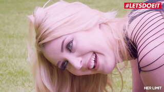 LETSDOEIT - Amaris &amp;amp; כיילב רוקה - התחת הסקסי בלונדי Git אנאלי עמוק הלם על ידי תשוקה אבא