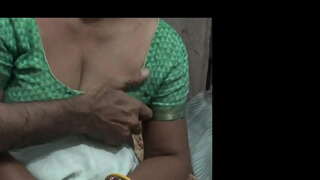 ���ಂತ ತಾಯಿ ತನ್ನ ಚರ್ಭಿಯಿಳಿಸುವುದು ಮಗ ಹಂಚಿಕೊಳ್ಳಲು ಒಂದೇ ಹಾಸಿಗೆ