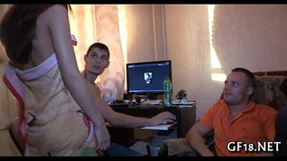 Был уның тиҙ арала һикереп сабый